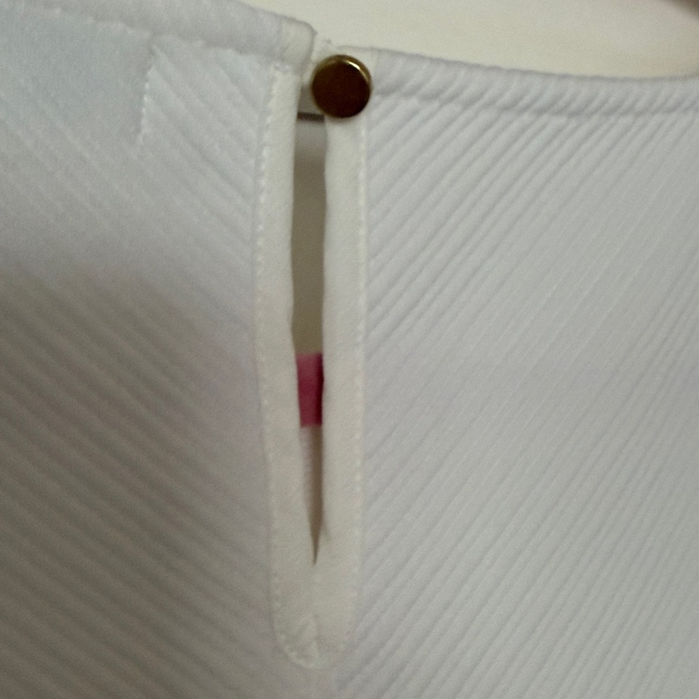 ๐ฉท Liz Claborne White Sleeveless Peplum Top | Size Large FLATTERING - Picture 3 of 8